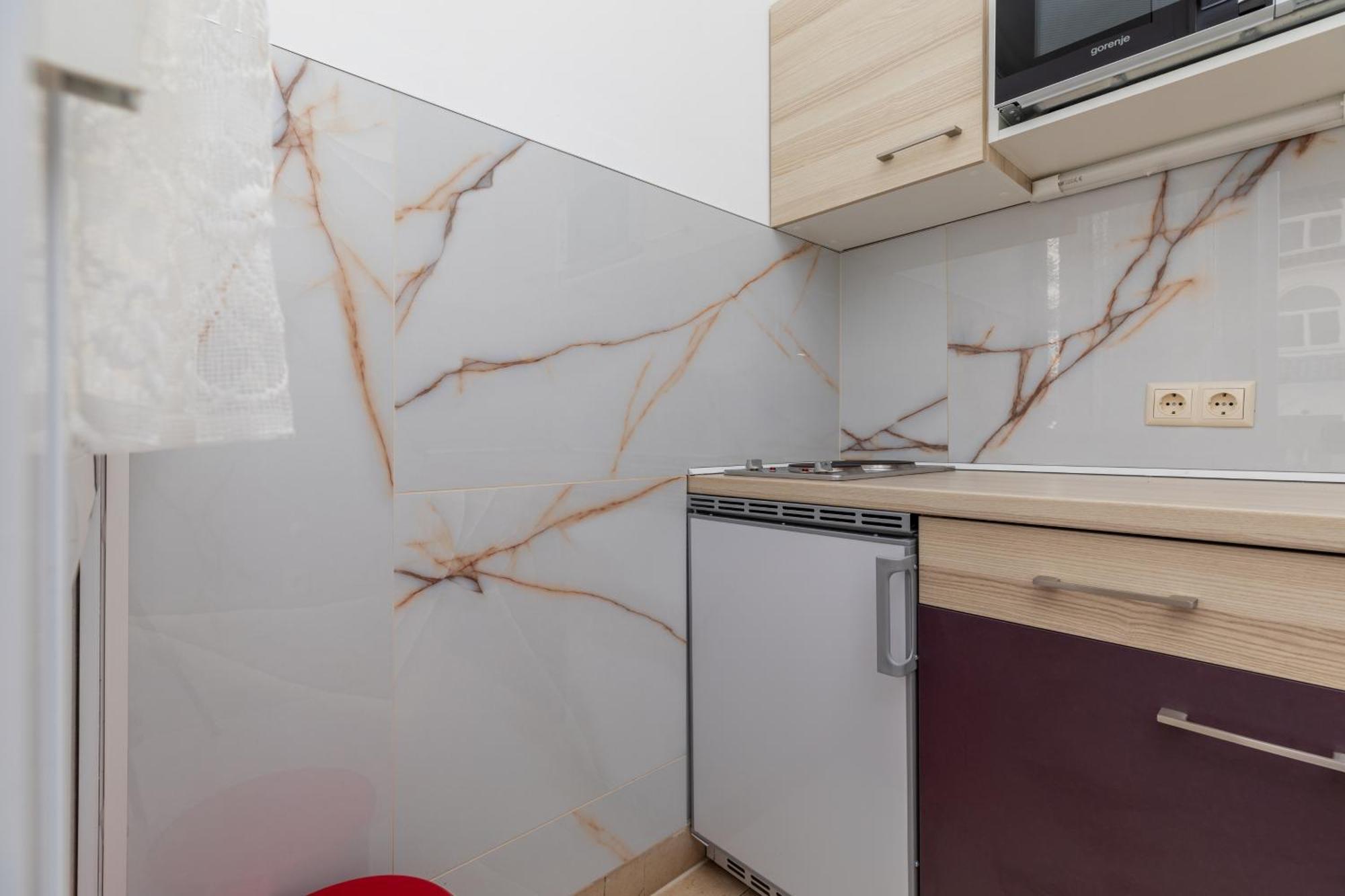 Apartment Duce 5973B Omiš Exteriör bild