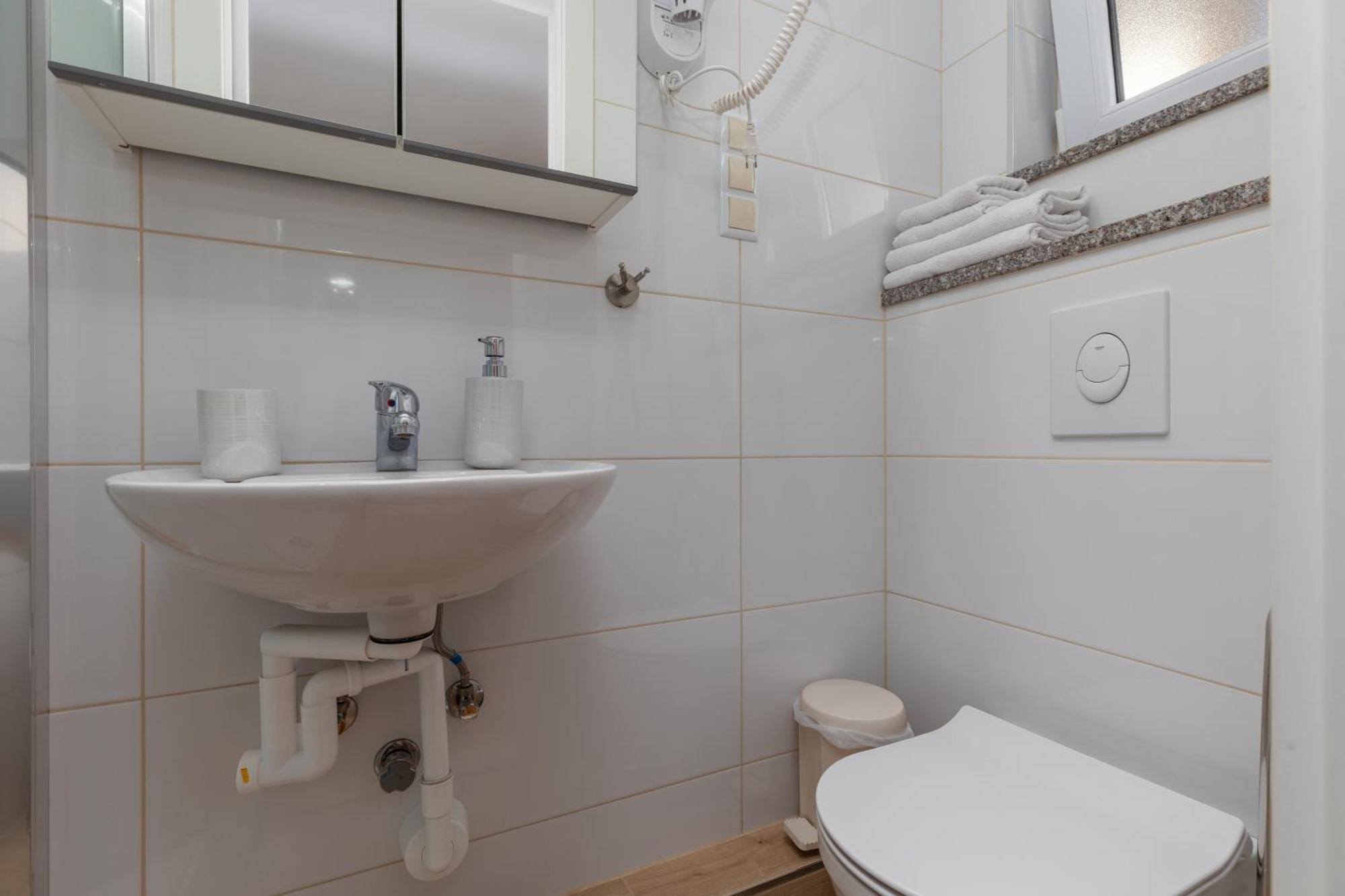 Apartment Duce 5973B Omiš Exteriör bild
